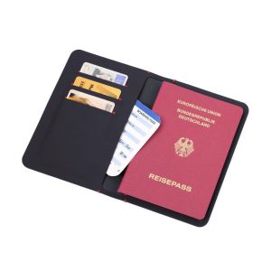 Troika Slim Pass Capa para Passaporte